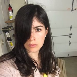 Meet your Posher, Hallie